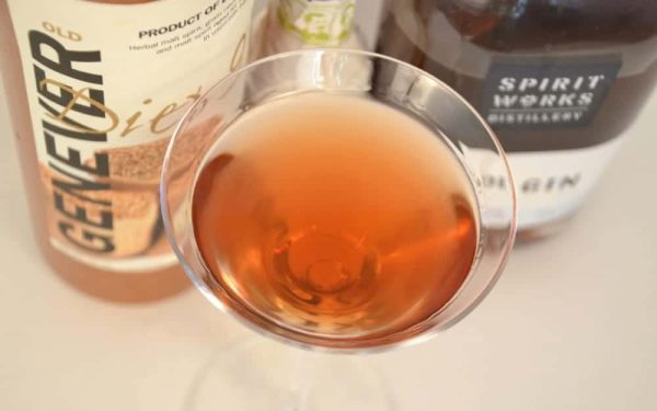 Oude & Sloe cocktail in a Martini glass