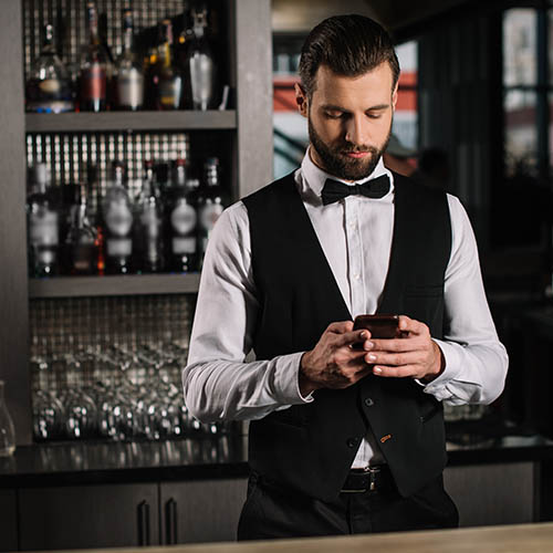 Switching Bartending Jobs: Are the Tips Really Better?