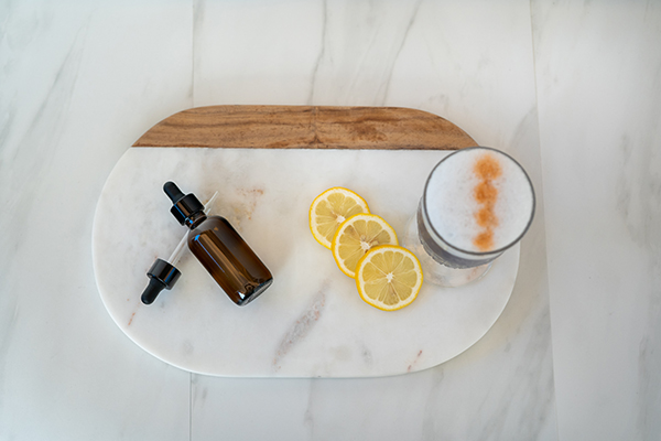 amber glass dropper bottles with cocktail and glass eye dropper] glass pipette
