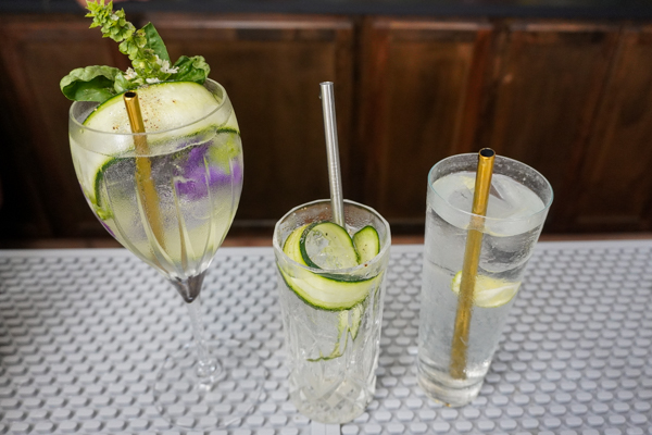 Bombay sapphire gin in a highball glass with a slice of lime