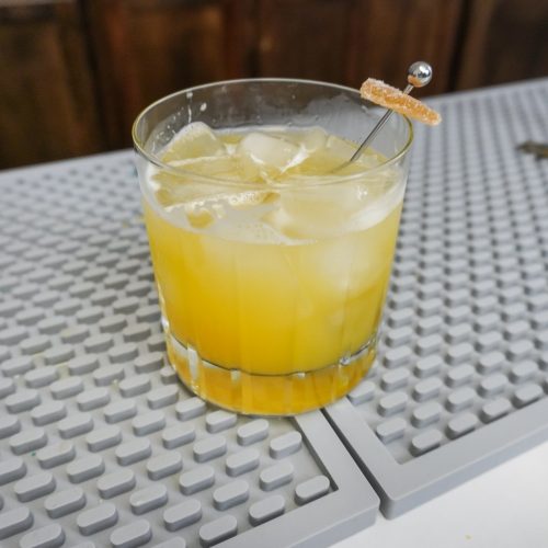 Penicillin cocktail on bar