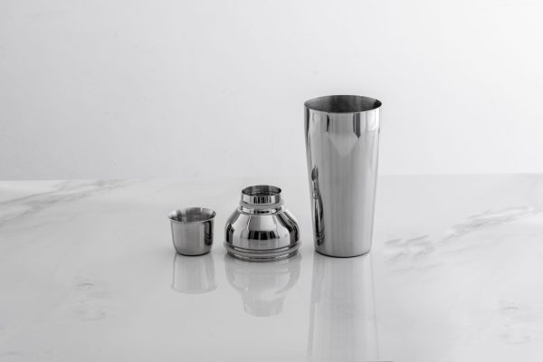 a cobbler shaker taken apart to show its 3 separate pieces